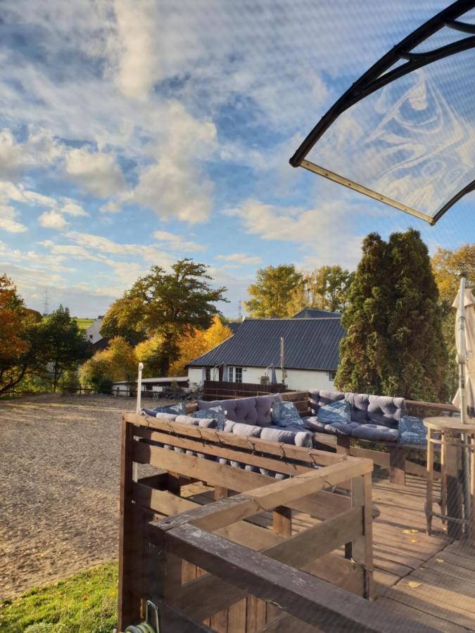 Münstermaifeld Schoene Wohnung Kleiner Onkel Auf Idyllischem Reiterhof Nahe Burg Eltz מראה חיצוני תמונה